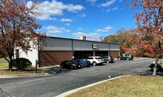 Primary Photo Of 3431 Forest Brook Rd, Lynchburg Service For Lease