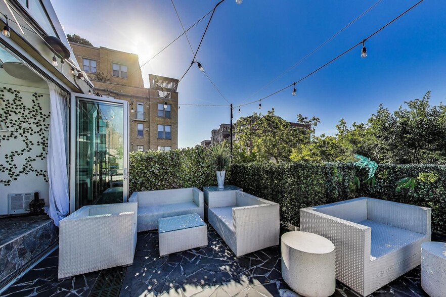 More Photos Of 1355 U St NW, Washington Restaurant For Lease