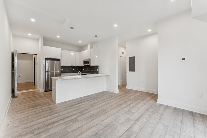 More Photos Of 1001 Rhode Island Ave NE, Washington Apartments For Sale