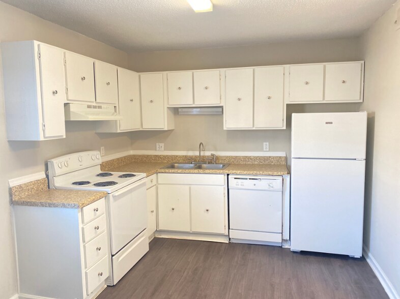 More Photos Of 2133 Vandivere Rd, Augusta Apartments For Sale