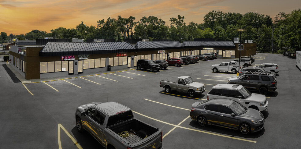 Primary Photo Of 6370 York Rd, Parma Heights Storefront For Sale