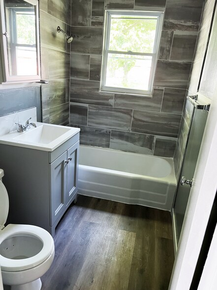 More Photos Of 6442 n bayley, Wichita Apartments For Sale