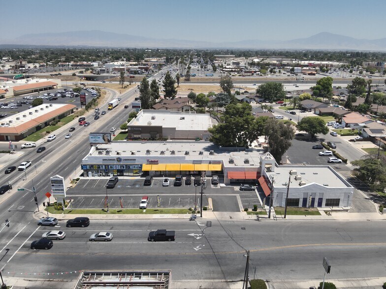 More Photos Of 3699 Ming Ave, Bakersfield Unknown For Lease