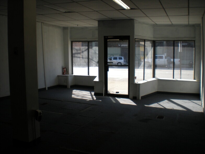 More Photos Of 6107 St Clair Ave, Cleveland Storefront Retail Residential For Lease