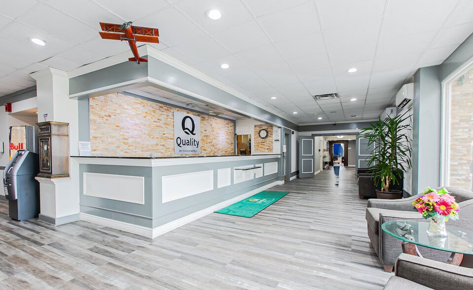 More Photos Of 10 Rockridge Rd, Englewood Hotel For Sale