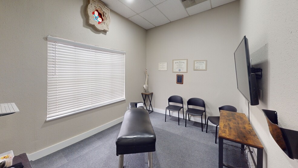 More Photos Of 8241 Fredericksburg Rd, San Antonio Medical For Lease