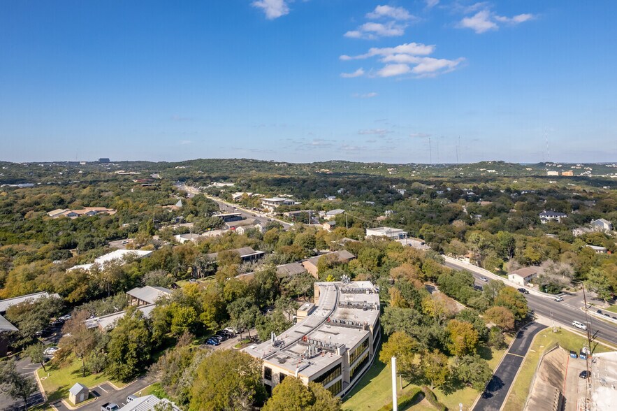 More Photos Of 3345 Bee Caves Rd, Austin Office For Lease
