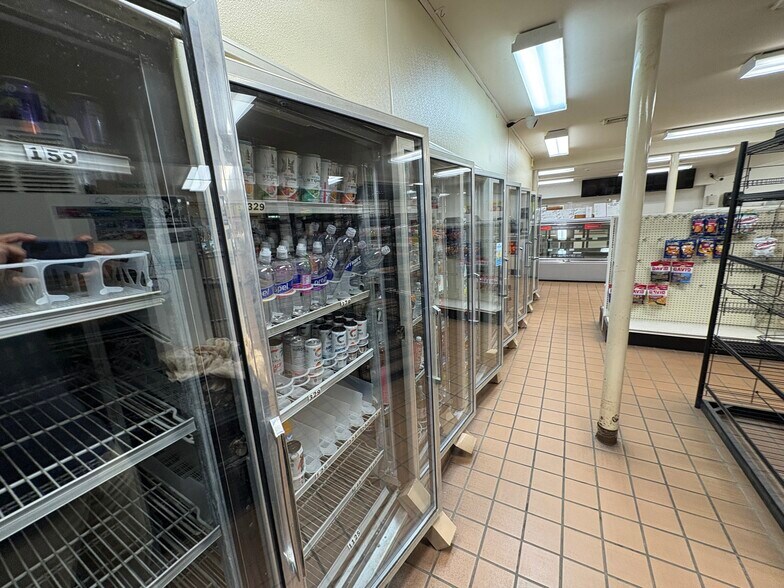 More Photos Of 2 Chesterfield Georgetown Rd, Chesterfield Convenience Store For Sale