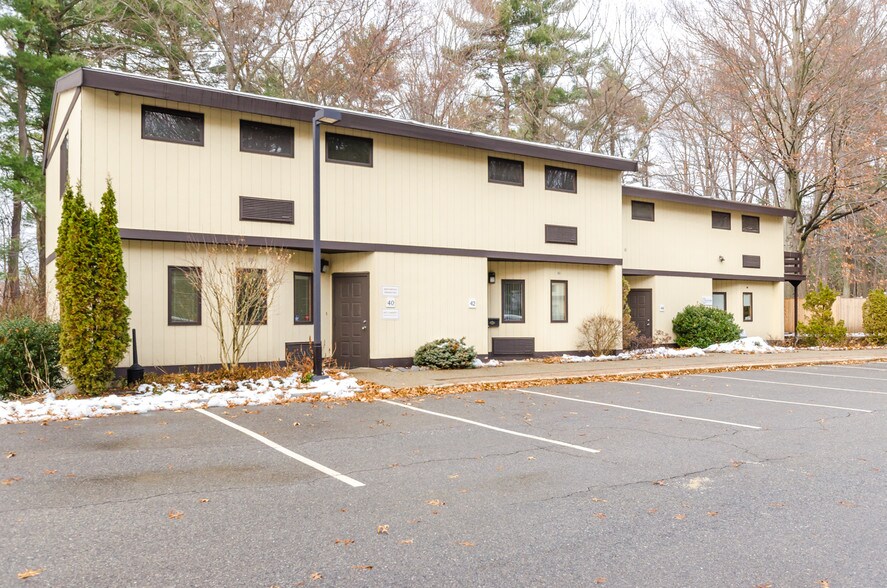 More Photos Of 40-60 Beechwood Dr, North Andover Loft Creative Space For Lease