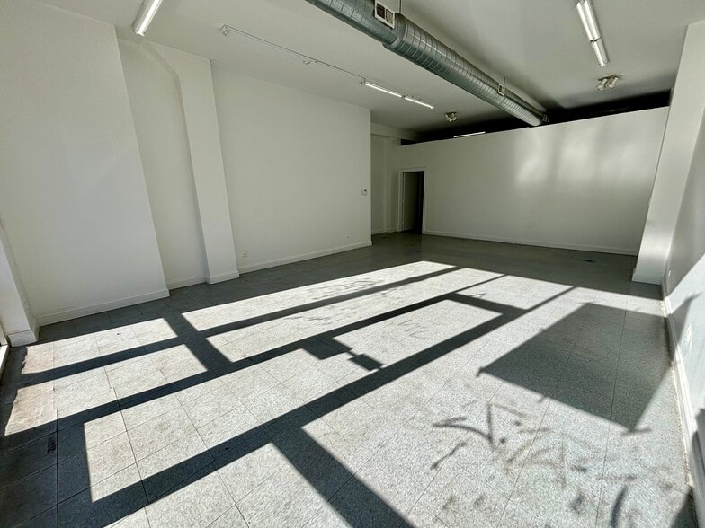 More Photos Of 1648 W North Ave, Chicago Apartments For Lease