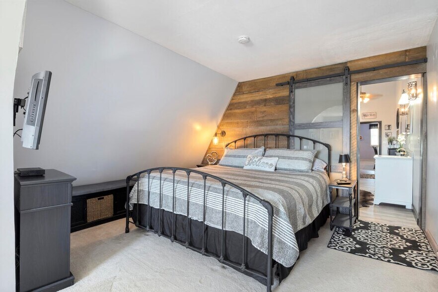 More Photos Of 245 Arundel Rd, Kennebunkport Lodge Meeting Hall For Sale