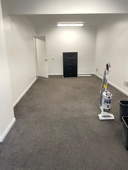 More Photos Of 165 State St, Hackensack Light Distribution For Lease