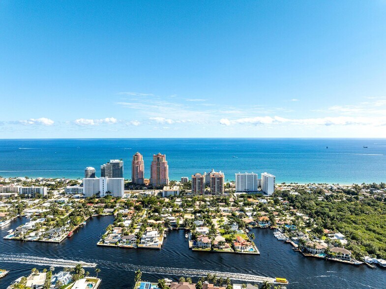 More Photos Of 2030 N Ocean Blvd, Fort Lauderdale Hotel For Sale