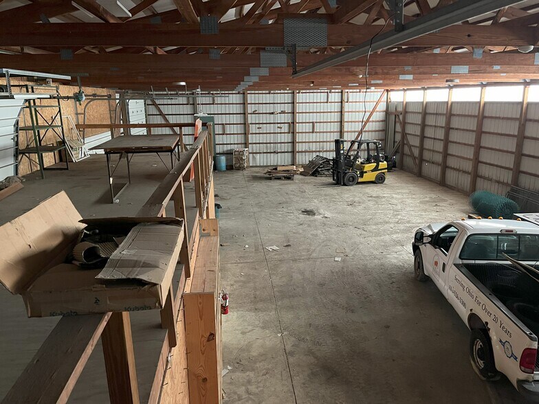 More Photos Of 653 Home Rd N, Mansfield Warehouse For Sale