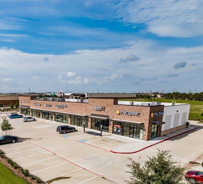 More Photos Of 9615 Spring Green Blvd, Katy Storefront Retail Office For Lease