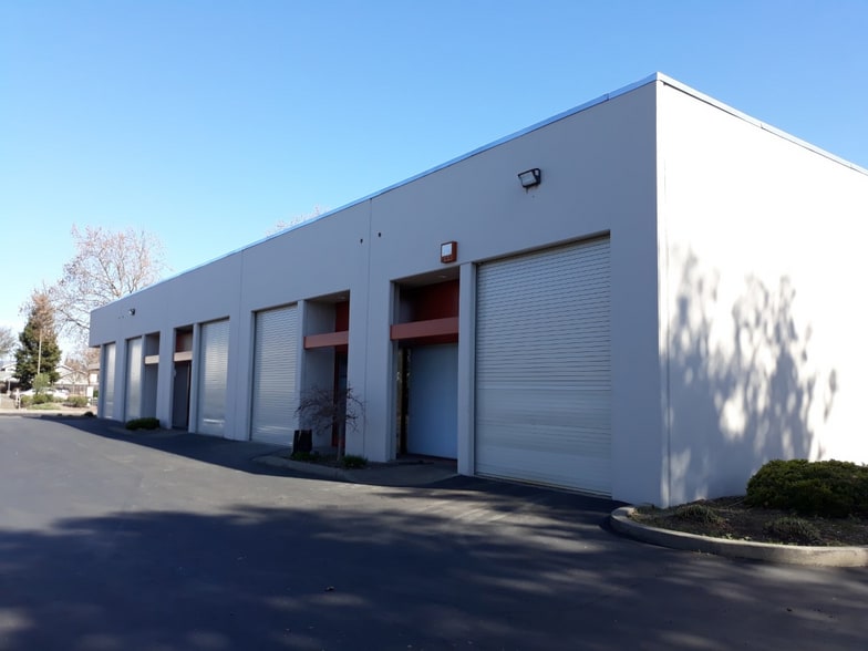 More Photos Of 1820 Empire Industrial Ct, Santa Rosa Warehouse For Lease