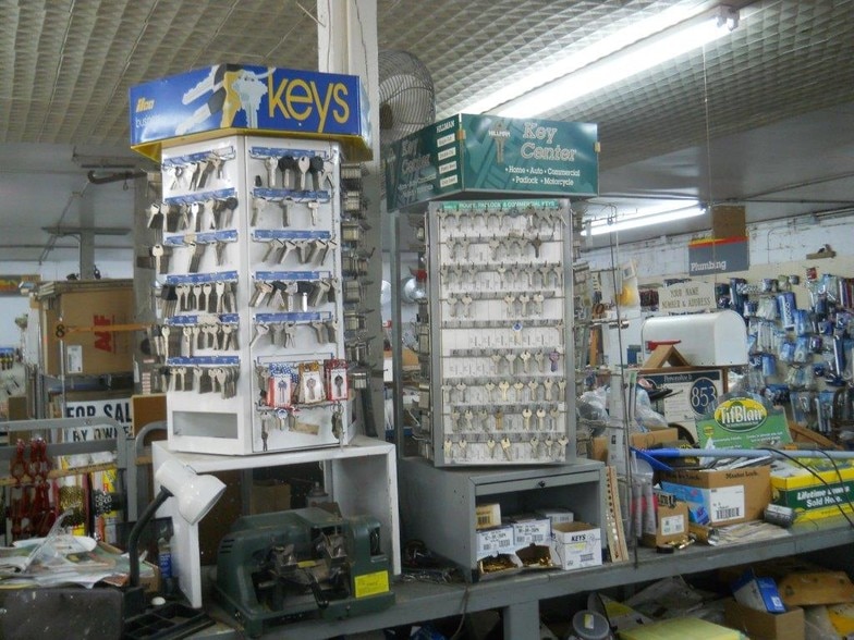 More Photos Of 4392 Lee St, Ayden Freestanding For Sale