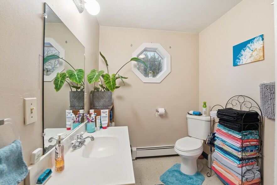 More Photos Of 248 Church St, Pascoag Apartments For Sale