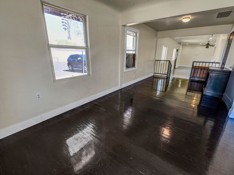 More Photos Of 5128 S 1900 W, Roy Restaurant For Sale