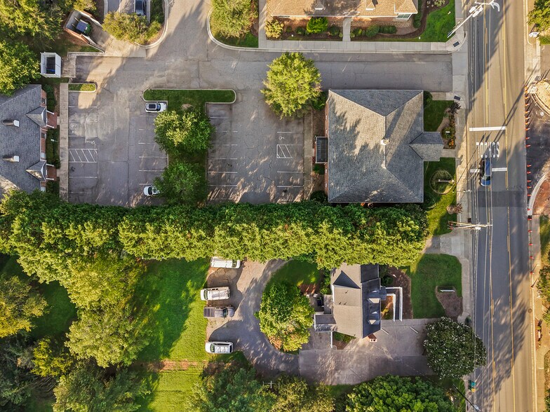 More Photos Of 6614 Shallowford Rd, Lewisville Medical For Sale