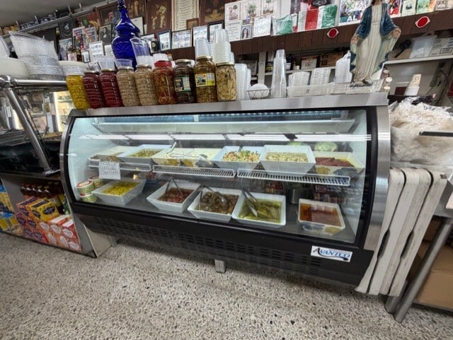 More Photos Of 160 Jericho Tpke, Mineola Storefront Retail Office For Sale