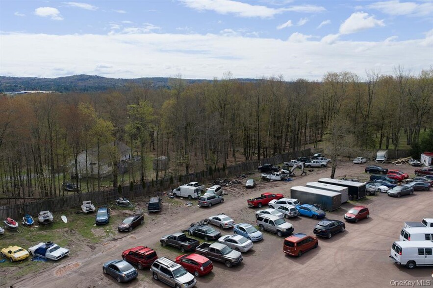 More Photos Of 47 Coopers Corner Rd, Monticello Contractor Storage Yard For Sale