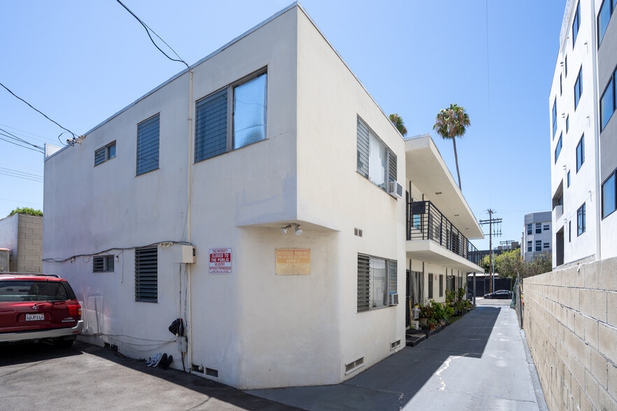 More Photos Of 710 N Hudson Ave, Los Angeles Multifamily For Sale