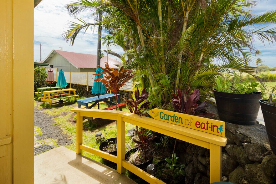 More Photos Of 95-1148 Naalehu Spur RD., Naalehu Restaurant For Sale