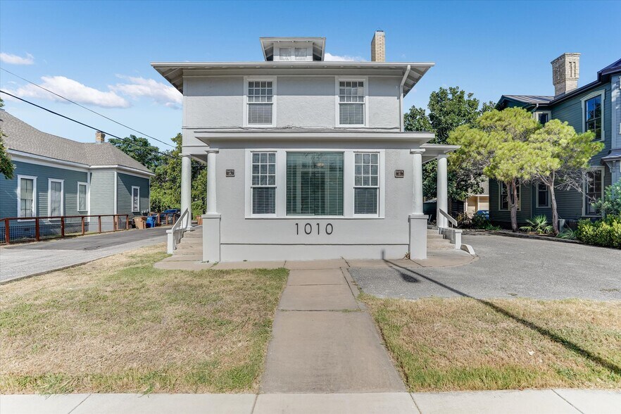 More Photos Of 1010 Rio Grande St, Austin Office For Sale