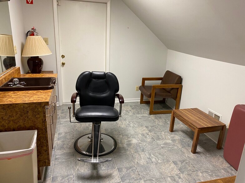 More Photos Of 3542 Springdale Rd, Cincinnati Medical For Sale