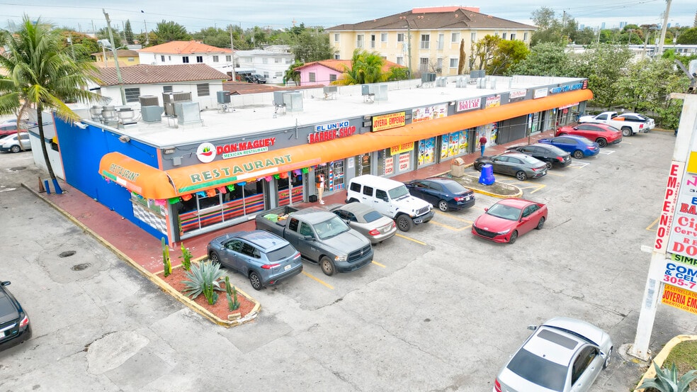 More Photos Of 4735 W Flagler St, Coral Gables Restaurant For Sale