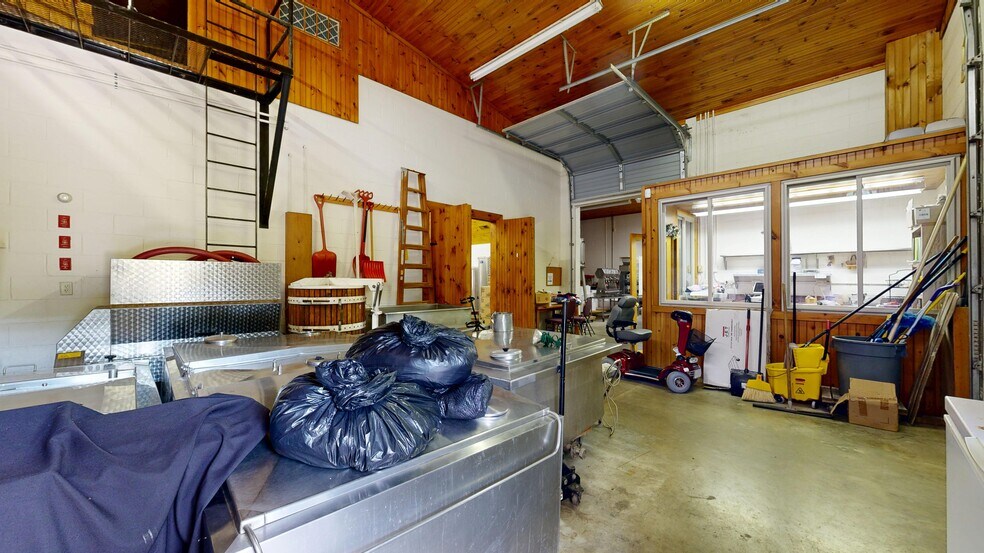 More Photos Of 1683 Peach Basket Rd, Felton Winery Vineyard For Sale
