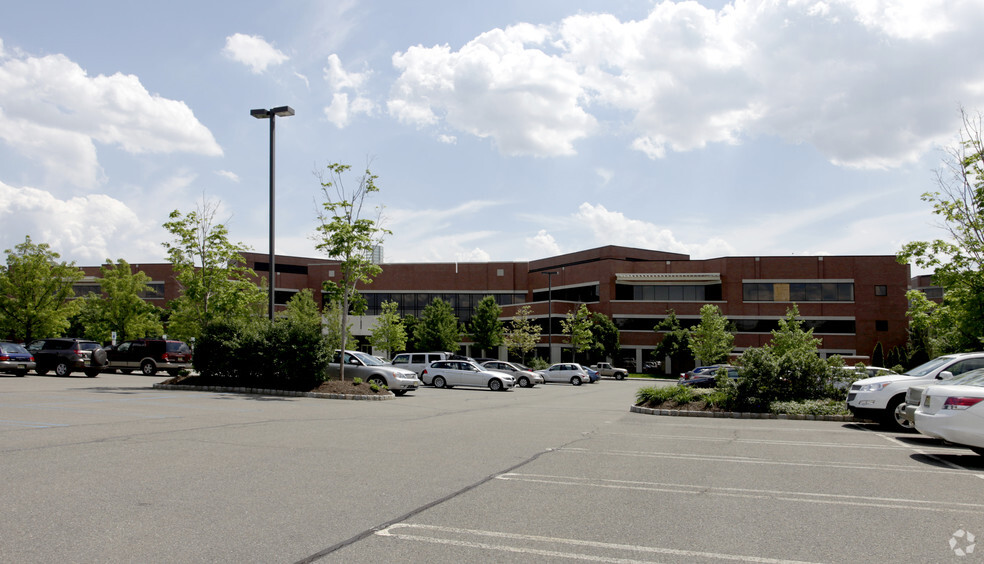 Primary Photo Of 502 Carnegie Ctr, Princeton Office For Lease