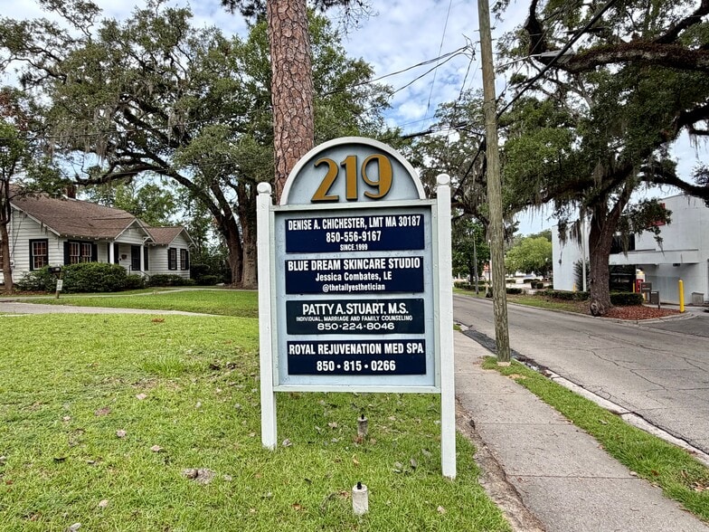 More Photos Of 219 E 5th Ave, Tallahassee Office For Lease