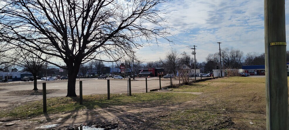More Photos Of 3421 Taylor Blvd, Louisville Land For Sale