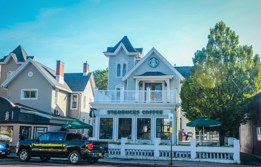 More Photos Of 680 Monroe Ave, Rochester Freestanding For Sale