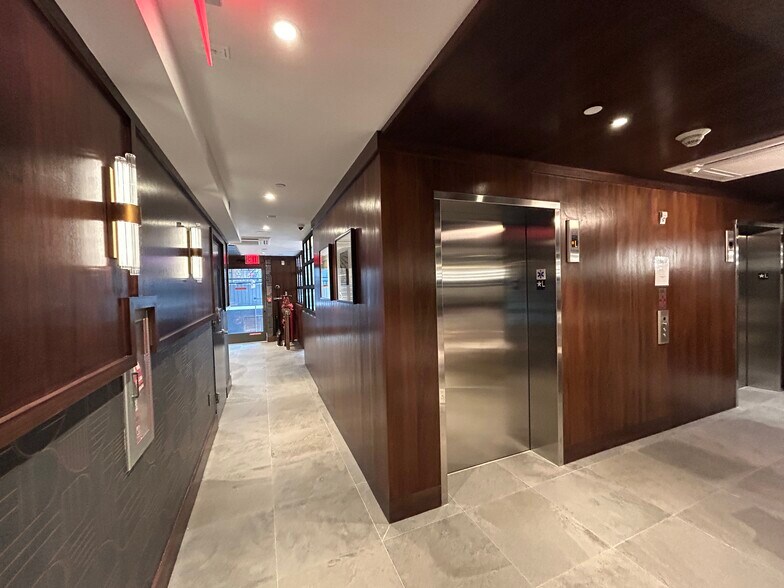 More Photos Of 30-17 31st St, Astoria Hotel For Lease