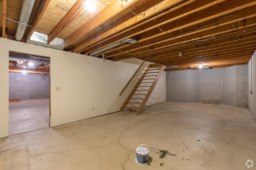 More Photos Of 1565 N Hickory Rd, Owosso Apartments For Sale