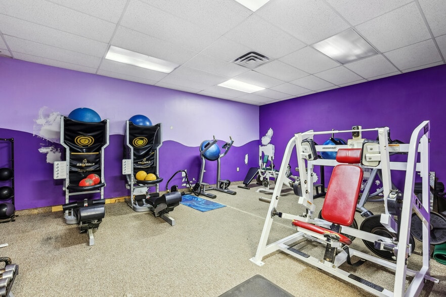 More Photos Of 350 Route 73, Berlin Health Club For Sale