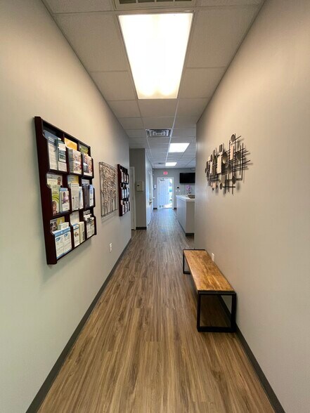 More Photos Of 10420 Park Rd, Charlotte Medical For Lease