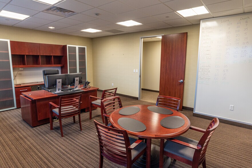 More Photos Of 1600 N Redbud Blvd, McKinney Office For Sale