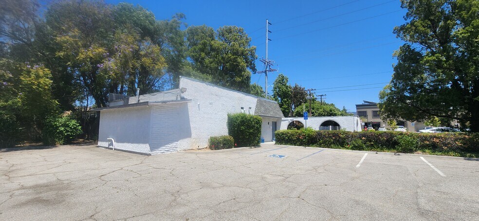 More Photos Of 2885 Tapo St, Simi Valley Medical For Sale