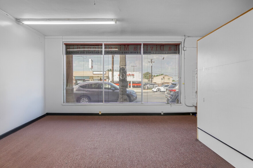 More Photos Of 21512-21516 Norwalk Blvd, Hawaiian Gardens General Retail For Sale