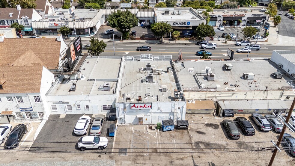 More Photos Of 1551 Westwood Blvd, Los Angeles Restaurant For Sale