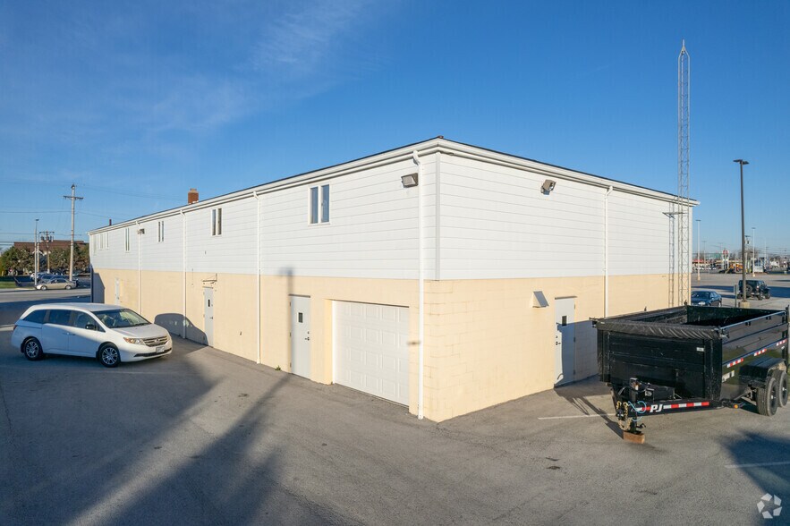 More Photos Of 1026-1028 N Main St, Bowling Green Storefront Retail Residential For Sale