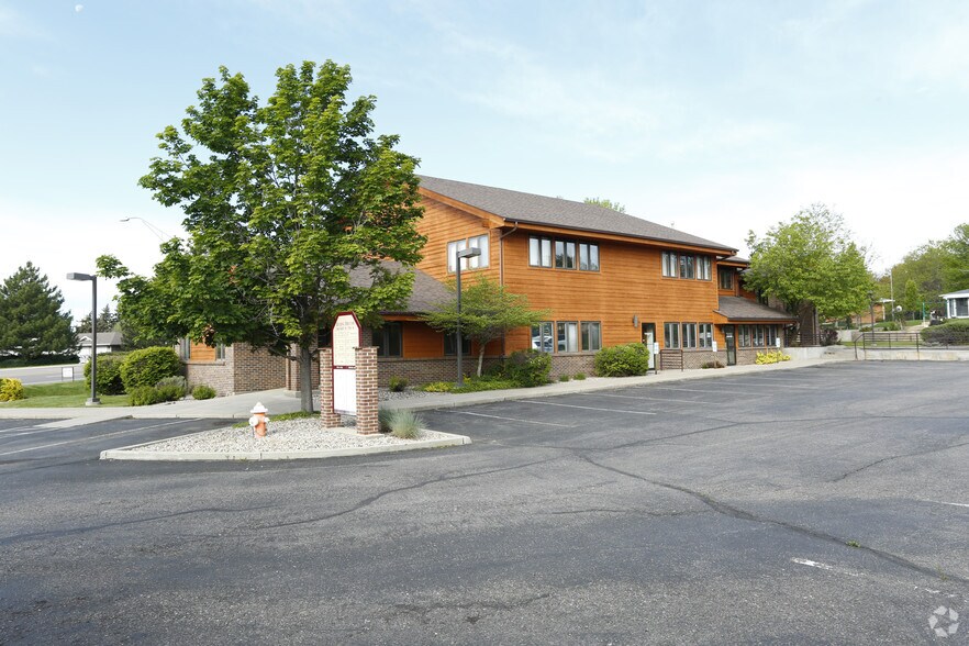 More Photos Of 1413-1435 W 29th St, Loveland Office For Sale