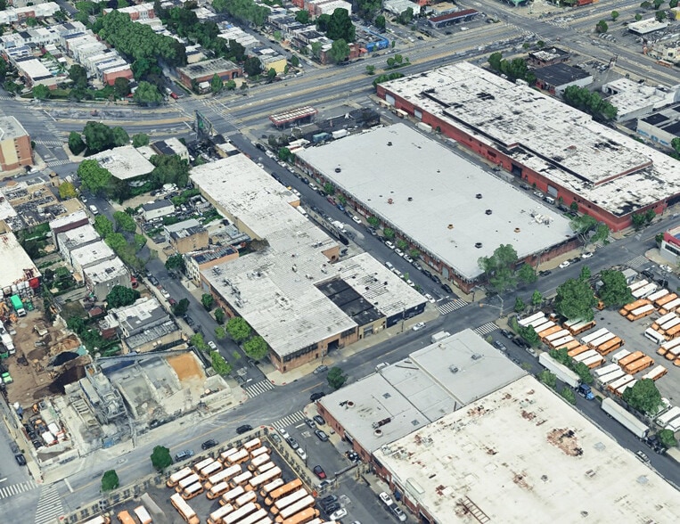 More Photos Of 427 Stanley Ave, Brooklyn Warehouse For Lease
