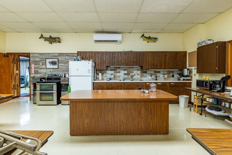 More Photos Of 9955 US Highway 12, Lolo Specialty For Sale