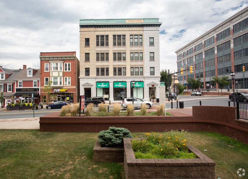 More Photos Of 2 W Broad St, Bethlehem Apartments For Lease