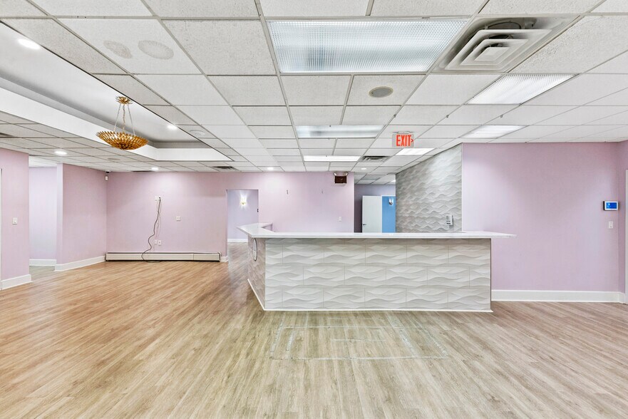 More Photos Of 89 Valley Rd, Montclair Medical For Sale